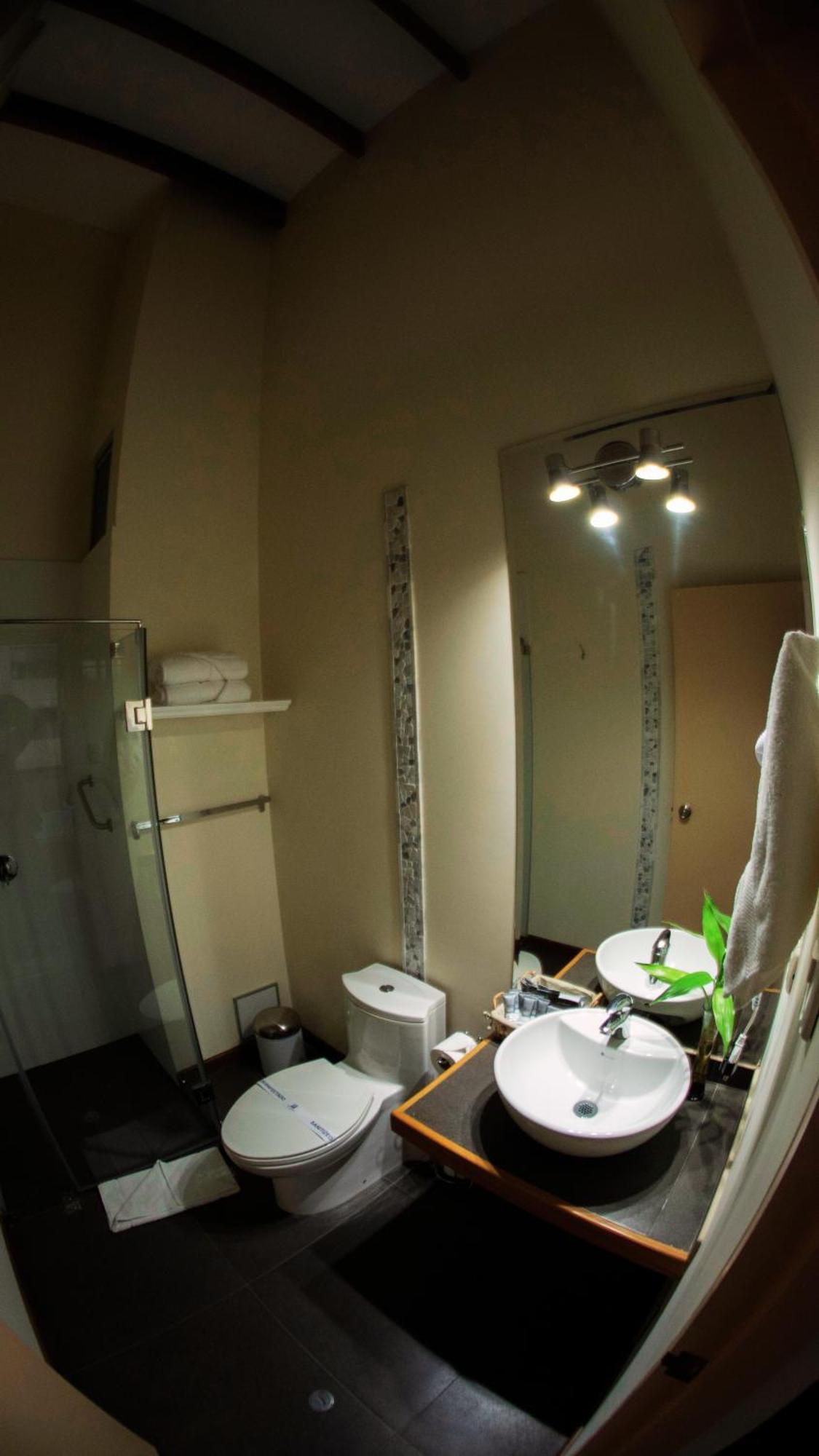 Atrium Miraflores 3*